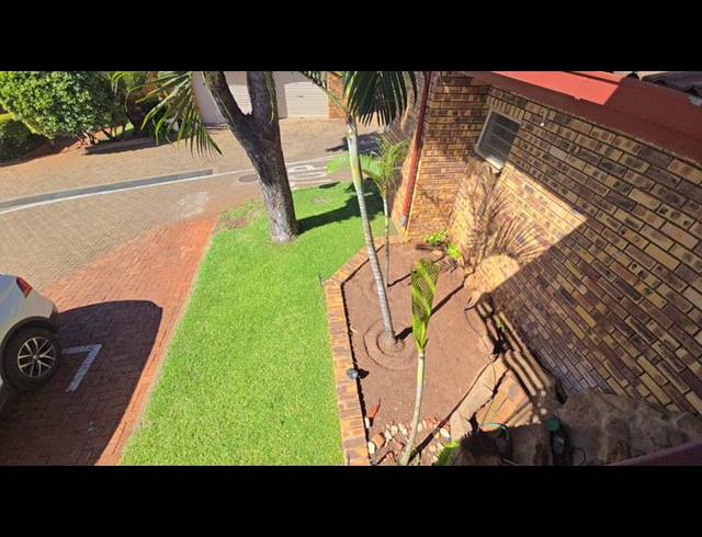 2 BEDROOM TOWNHOUSE FOR SALE IN AMANDASIG